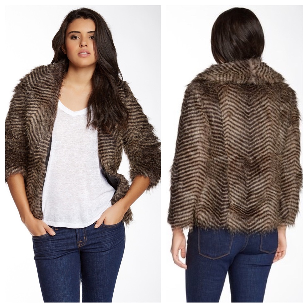 Bardot Empire Faux Fur Coat Striped Long Sleeve Women’s Sz Small
